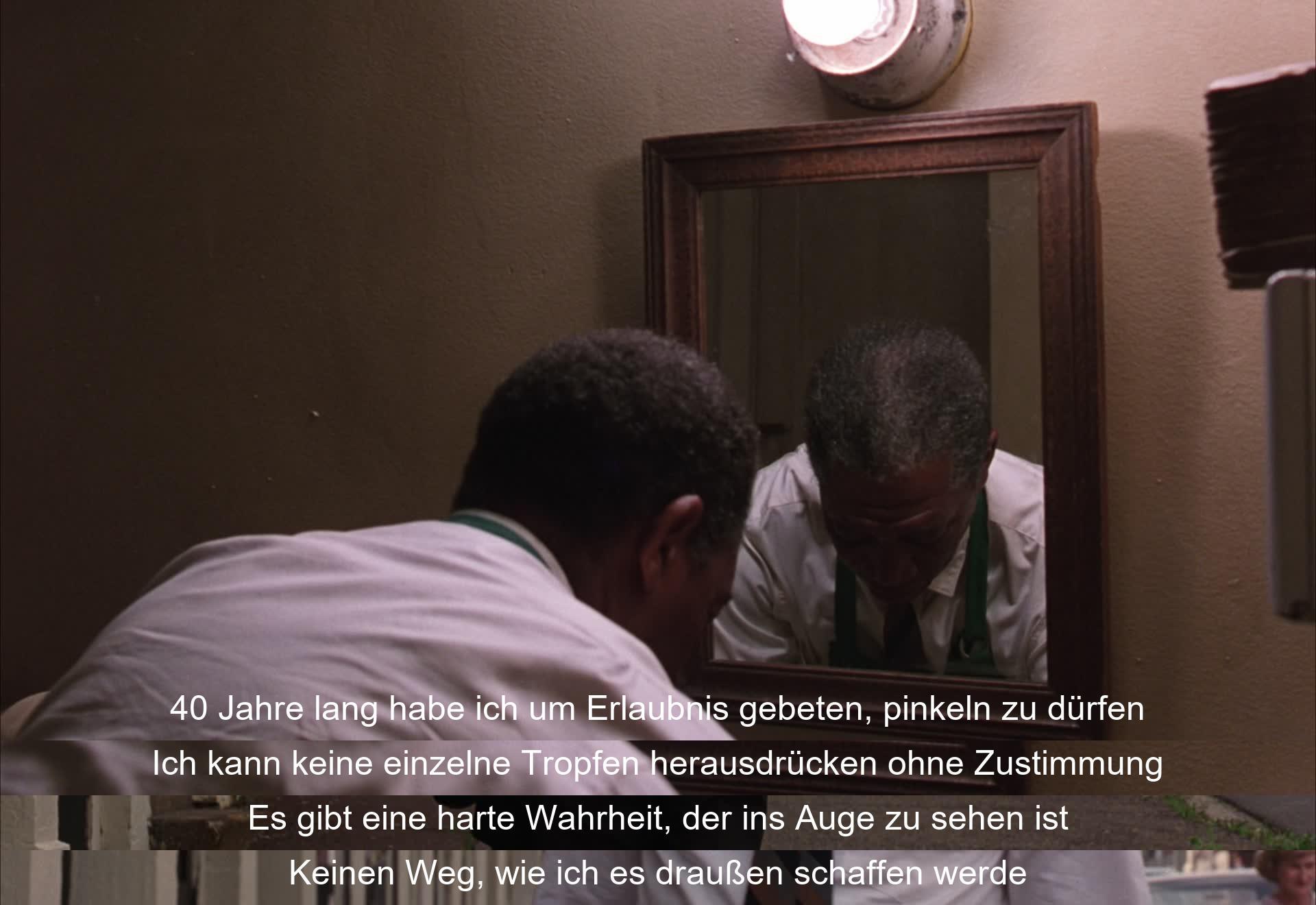 Ein Mann erzählt, wie er 40 Jahre lang um Erlaubnis zum Pinkeln gebeten hat, nicht einmal einen Tropfen ohne Erlaubnis lassen durfte und glaubt, dass er es draußen nicht schaffen wird.